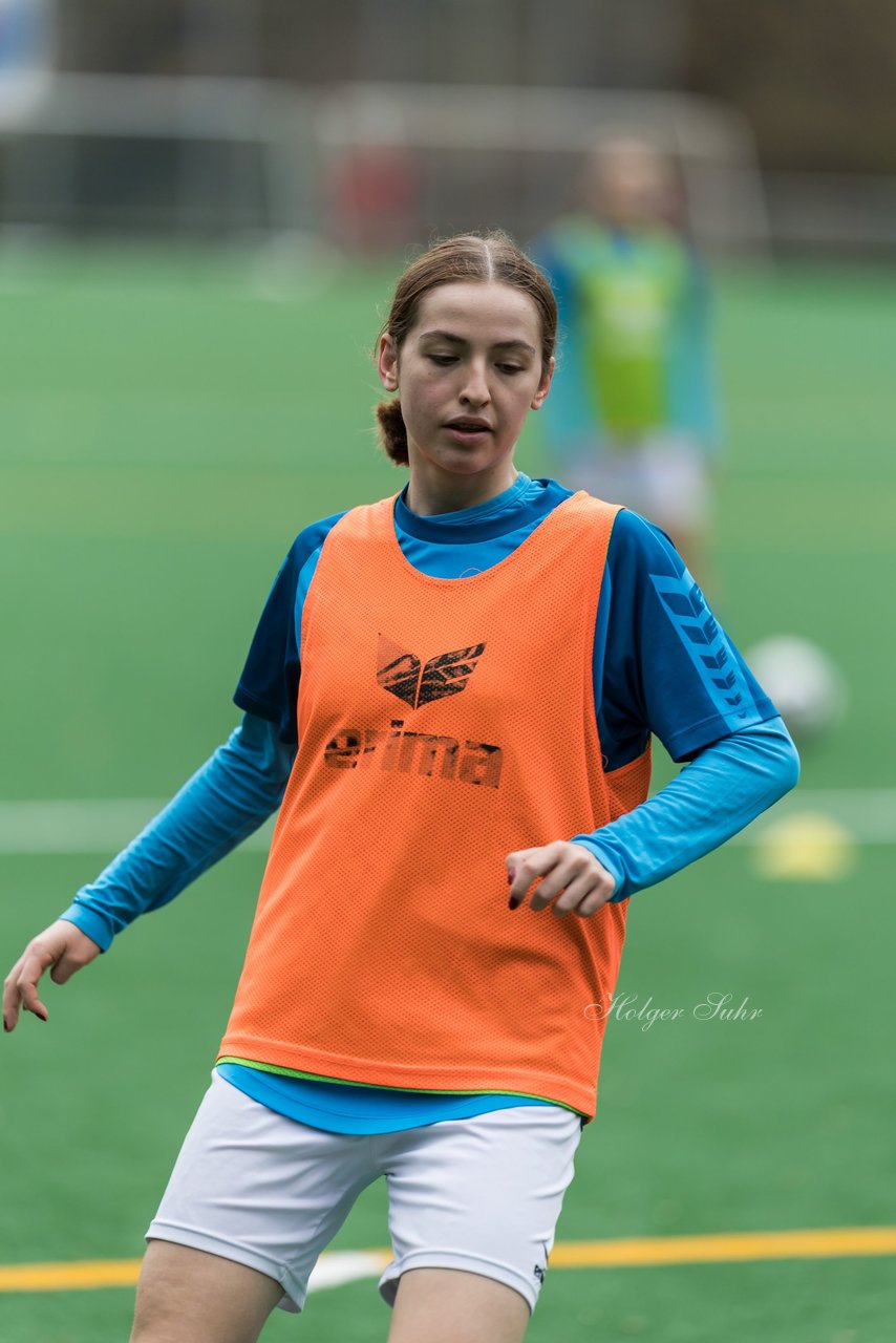 Bild 113 - wBJ VfL Pinneberg - Eimsbuettler TV2 : Ergebnis: 3:5